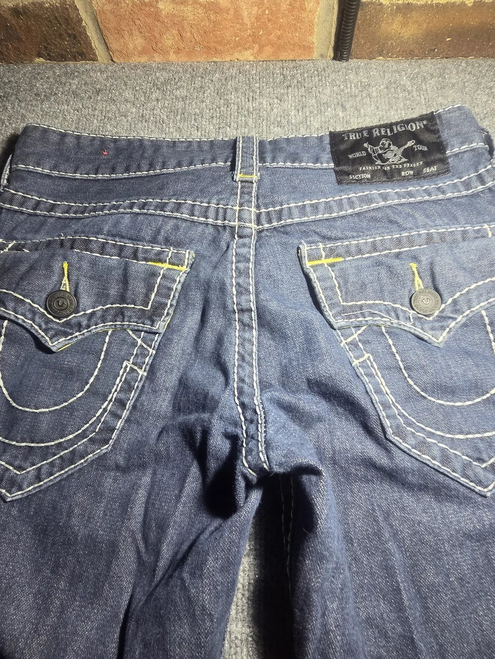 True Religion Men's Ricky Relaxed Straight Big T Jeans Blue Size 29x32
